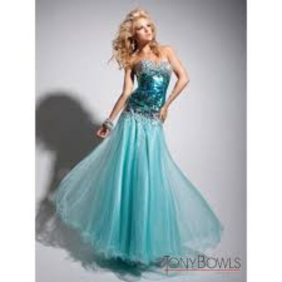 Tony Bowls Dresses & Skirts - Blue Sequin Prom Dress Size 0